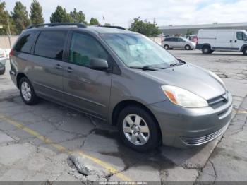  Salvage Toyota Sienna