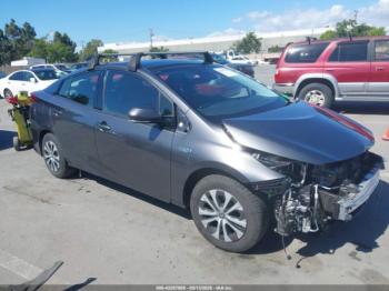  Salvage Toyota Prius Prime