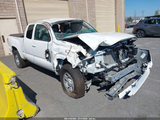 Salvage Toyota Tacoma