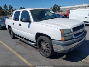  Salvage Chevrolet Avalanche 1500