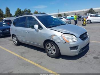  Salvage Kia Rondo