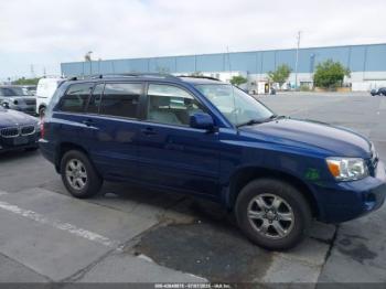  Salvage Toyota Highlander