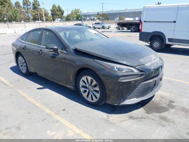  Salvage Toyota Mirai
