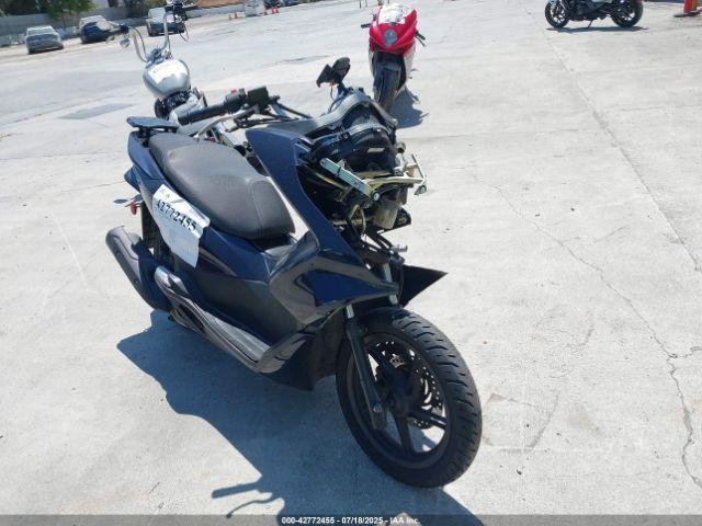  Salvage Honda Pcx