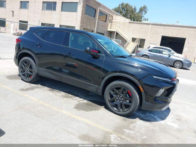  Salvage Chevrolet Blazer