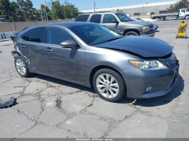  Salvage Lexus Es