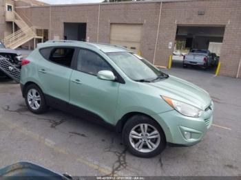  Salvage Hyundai TUCSON