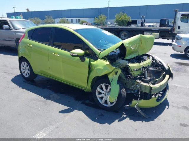  Salvage Ford Fiesta