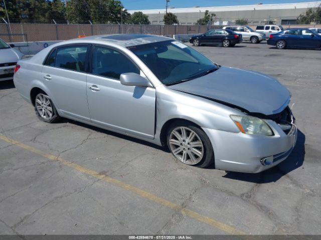  Salvage Toyota Avalon