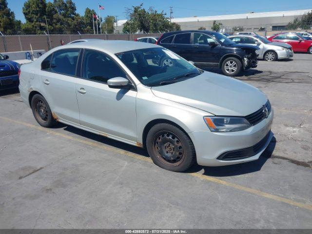  Salvage Volkswagen Jetta