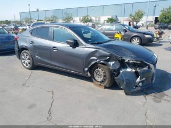  Salvage Mazda Mazda3