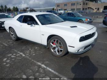 Salvage Dodge Challenger
