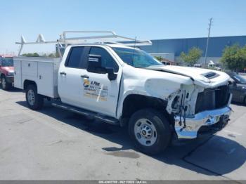  Salvage Chevrolet Silverado 2500