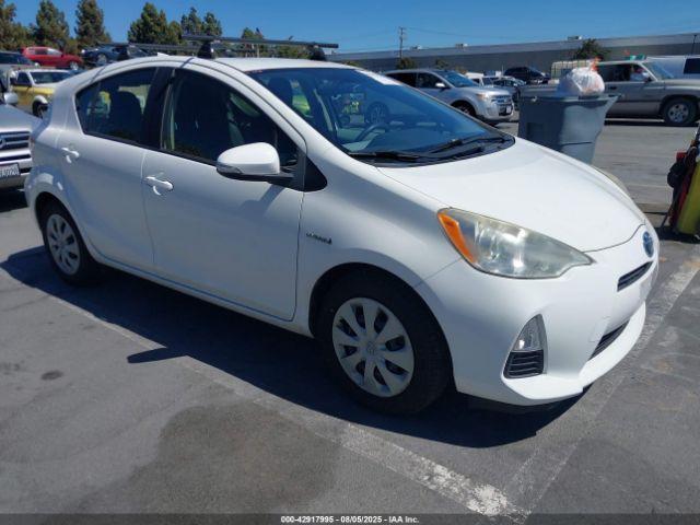  Salvage Toyota Prius c