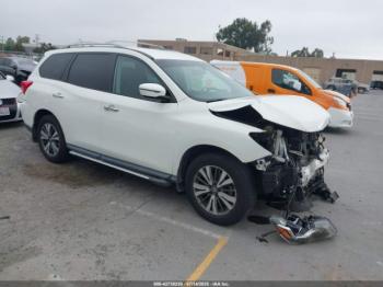  Salvage Nissan Pathfinder