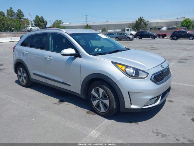  Salvage Kia Niro