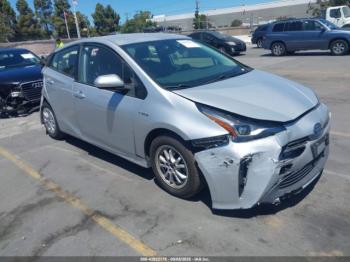  Salvage Toyota Prius