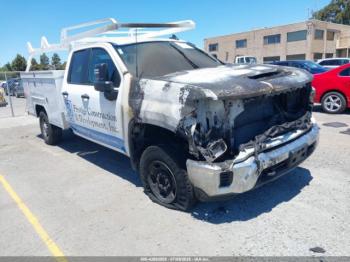  Salvage Chevrolet Silverado 2500