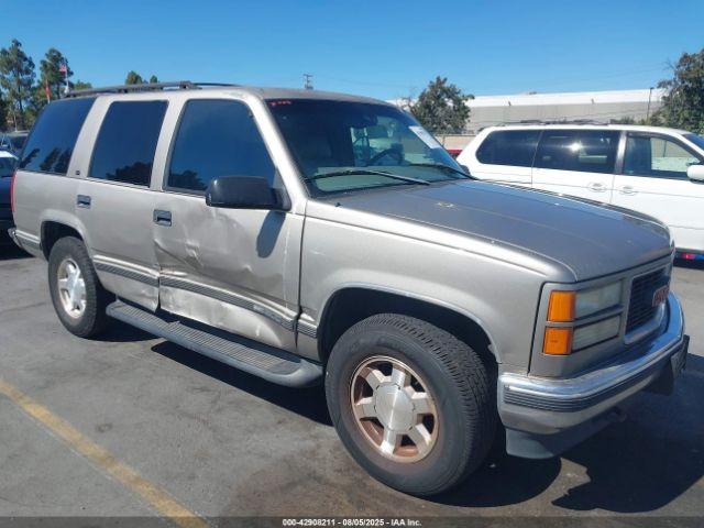  Salvage GMC Yukon