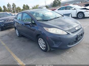  Salvage Ford Fiesta
