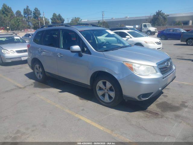  Salvage Subaru Forester