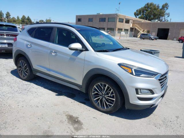  Salvage Hyundai TUCSON