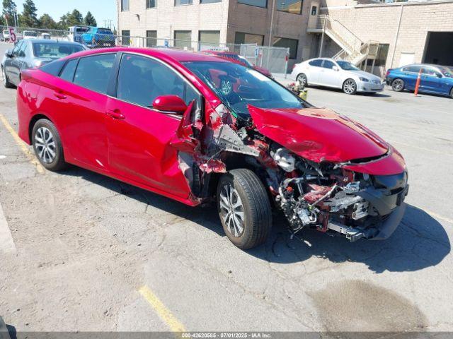  Salvage Toyota Prius Prime