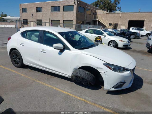  Salvage Mazda Mazda3