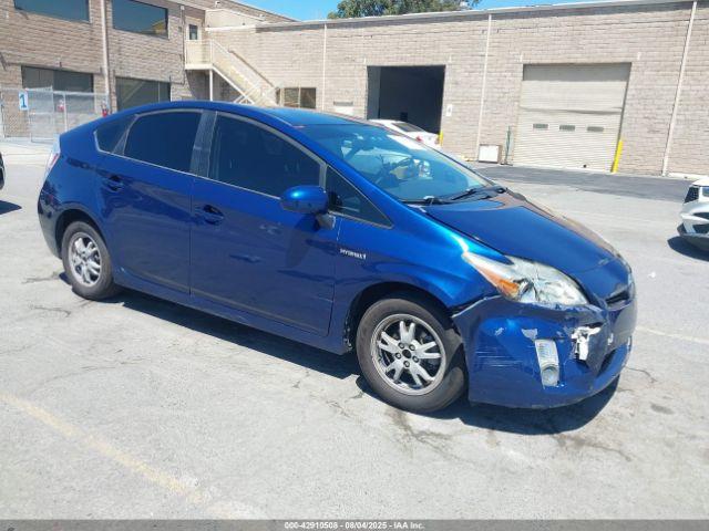 Salvage Toyota Prius