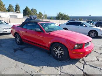 Salvage Ford Mustang