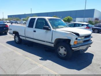  Salvage Chevrolet Gmt