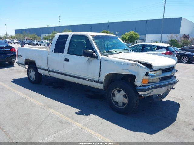  Salvage Chevrolet Gmt
