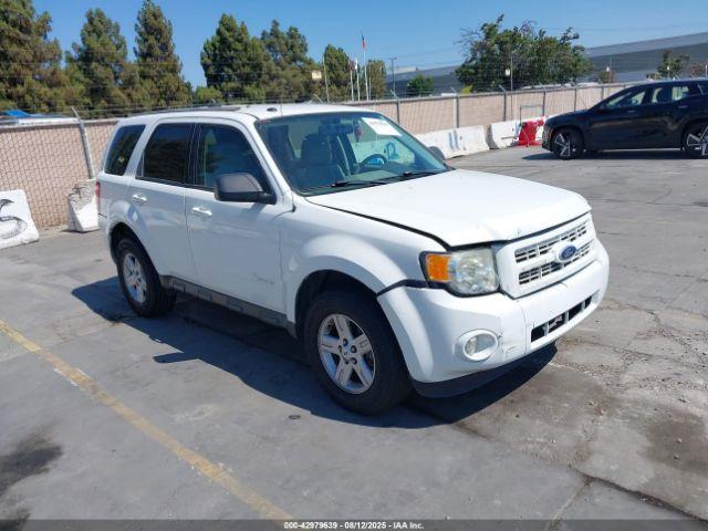  Salvage Ford Escape