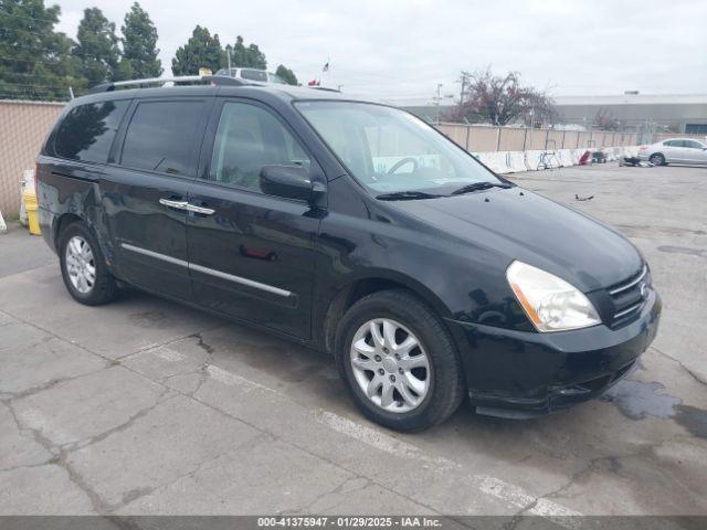  Salvage Kia Sedona