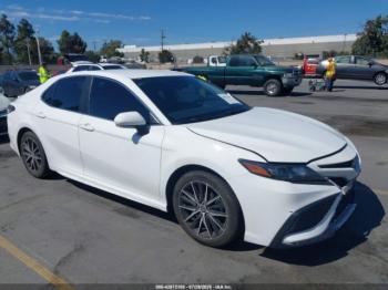  Salvage Toyota Camry