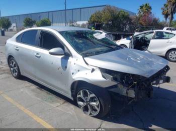  Salvage Kia Forte