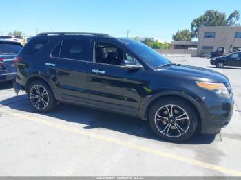  Salvage Ford Explorer