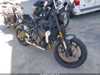  Salvage Triumph Motorcycle Trident 660