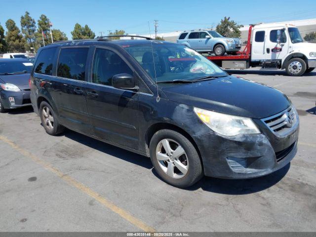  Salvage Volkswagen Routan