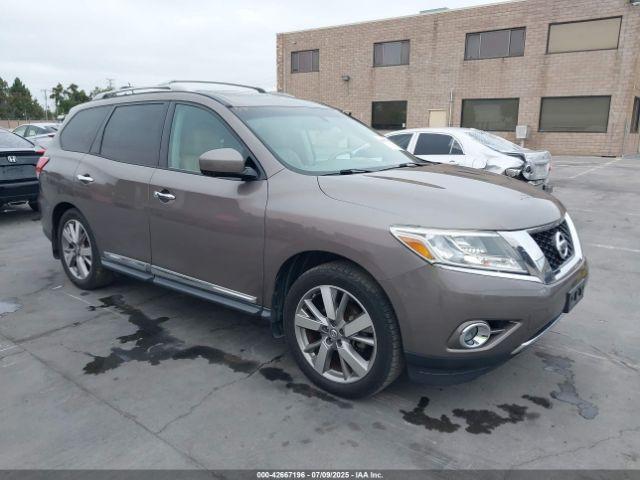  Salvage Nissan Pathfinder