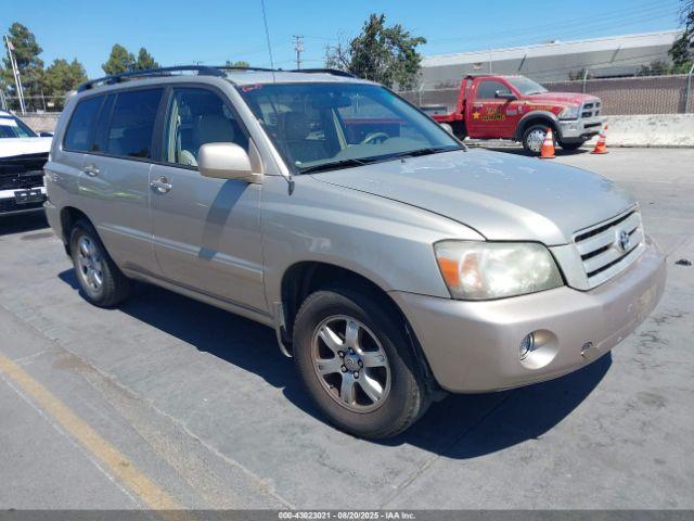  Salvage Toyota Highlander