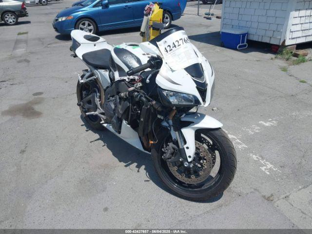  Salvage Honda Cbr600