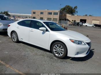  Salvage Lexus Es
