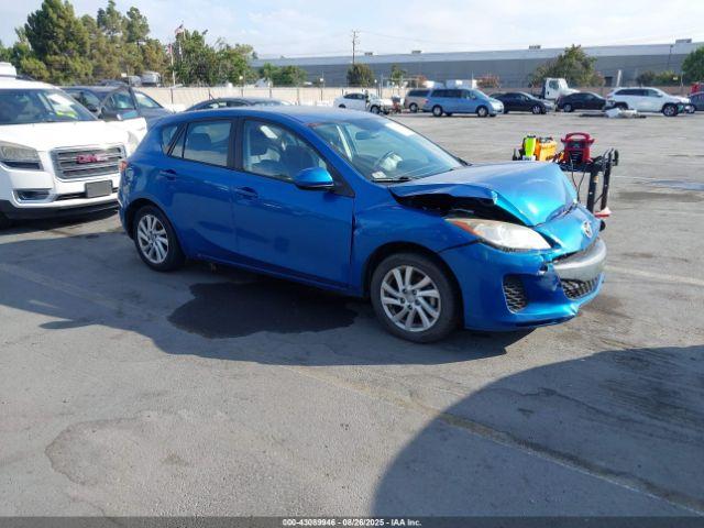  Salvage Mazda Mazda3