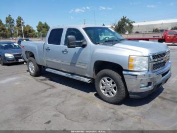  Salvage Chevrolet Silverado 2500