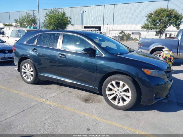  Salvage Toyota Venza