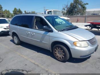 Salvage Chrysler Town & Country