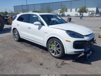  Salvage Porsche Cayenne E-hybrid
