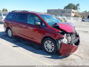  Salvage Toyota Sienna