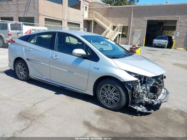  Salvage Toyota Prius Prime